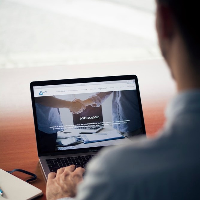 photo-1572274407649-6cb883740677 photo-1572274407649-6cb883740677